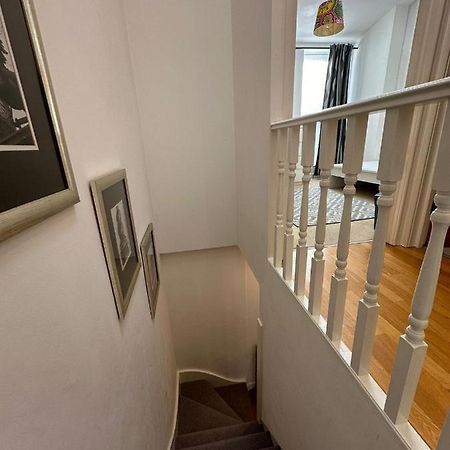 Two Br Flat 5 Mins Walk From London Eye G96 Apartment Ngoại thất bức ảnh