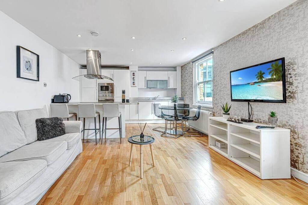 Two Br Flat 5 Mins Walk From London Eye G96 Apartment Ngoại thất bức ảnh