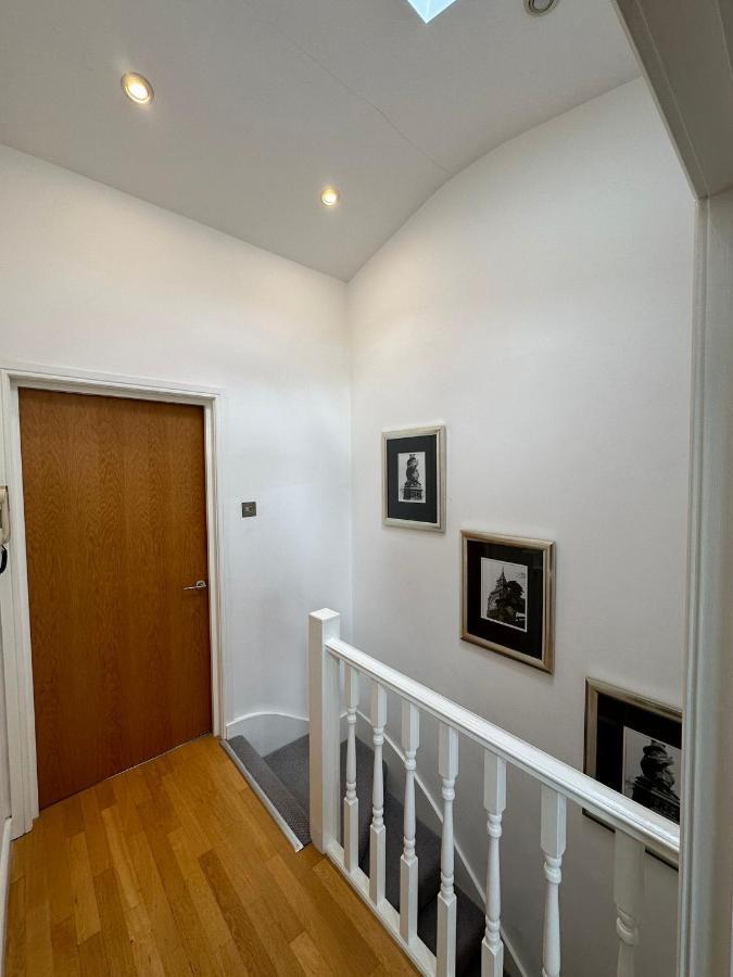 Two Br Flat 5 Mins Walk From London Eye G96 Apartment Ngoại thất bức ảnh